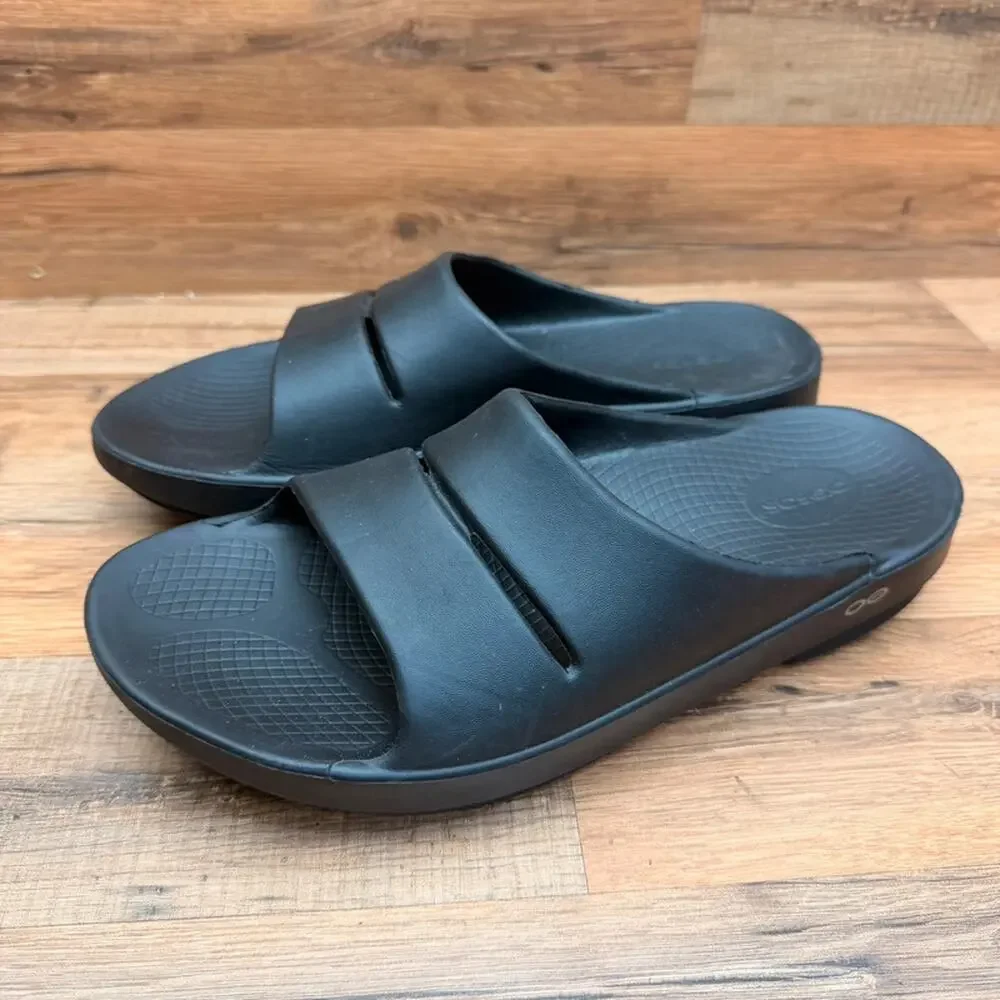 OOFOS Sandals M1O W12  Black Recovery Comfort Slip On